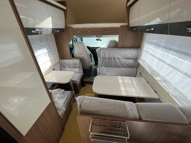 Elnagh Baron 22 2200 140cv