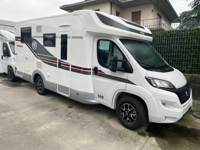 Elnagh Baron 565 140cv garage