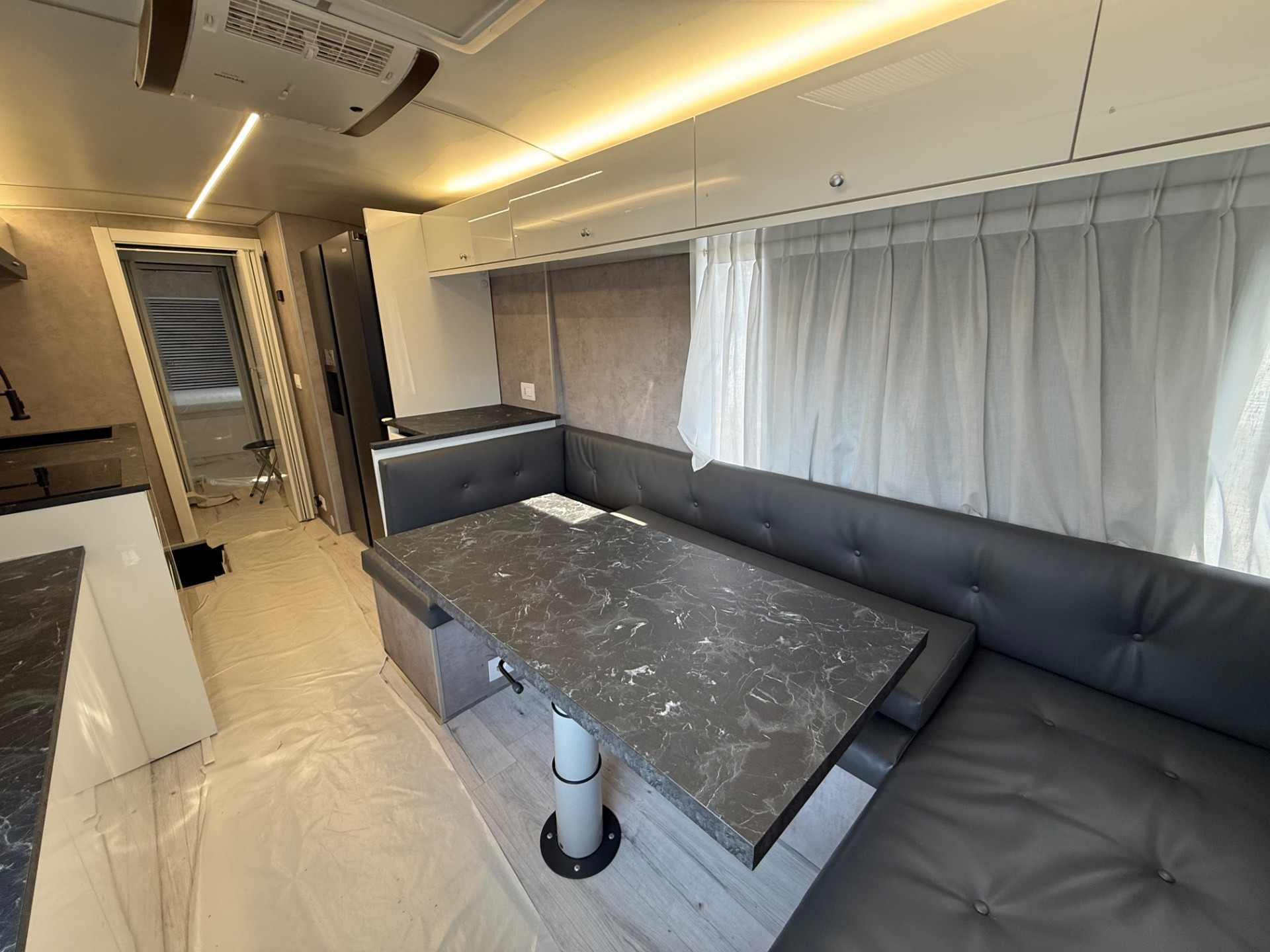 Man Pullman Camperizzato 12 metri 18qli