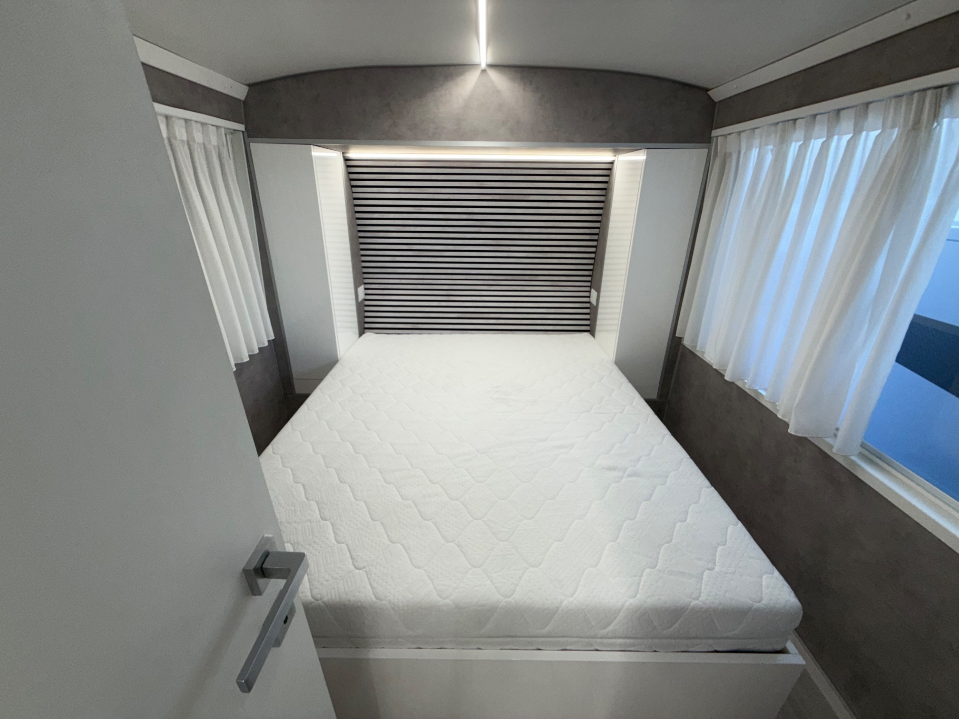 Man Pullman Camperizzato 12 metri 18qli