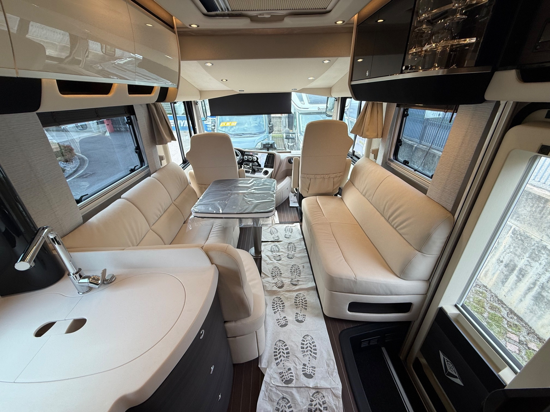 CONCORDE CHARISMA 910 MI IVECO DAILY