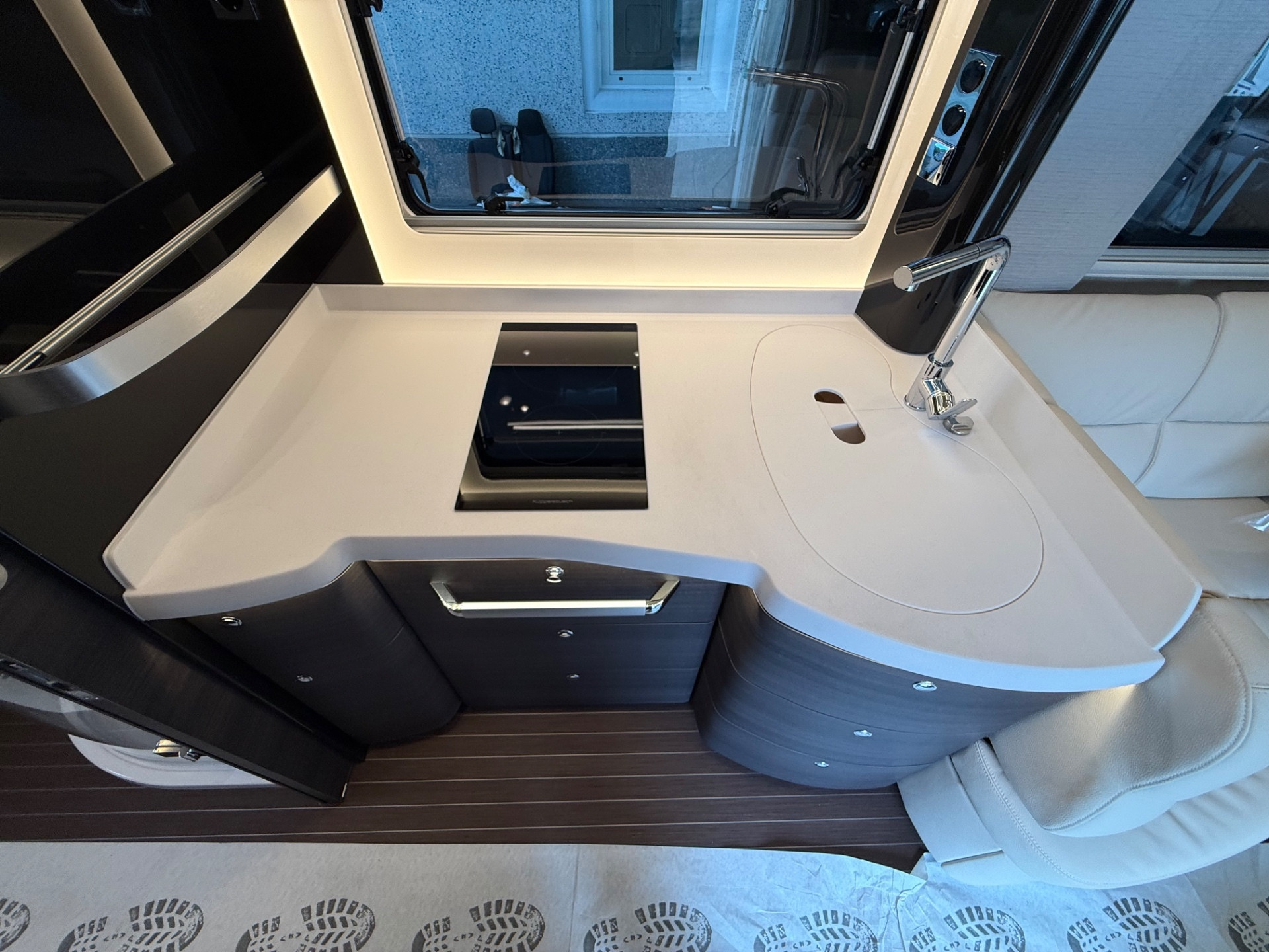 CONCORDE CHARISMA 910 MI IVECO DAILY