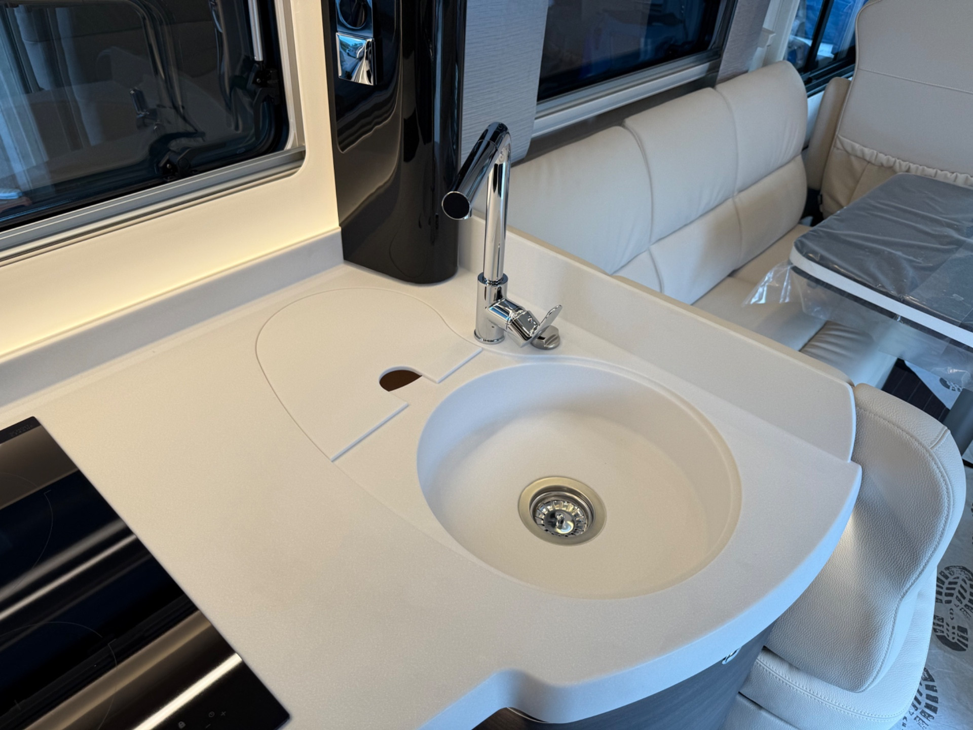 CONCORDE CHARISMA 910 MI IVECO DAILY