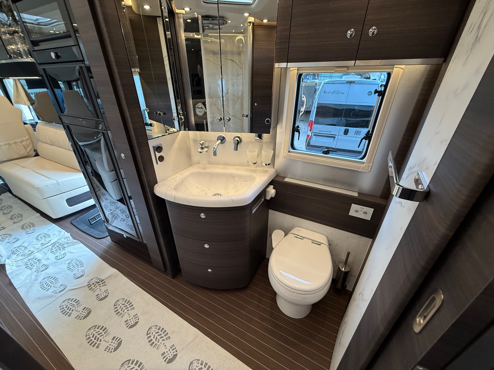 CONCORDE CHARISMA 910 MI IVECO DAILY