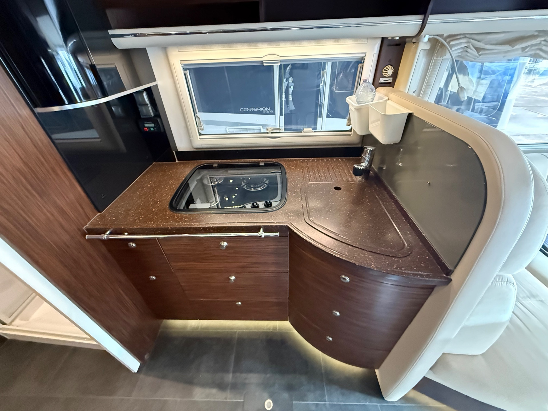 CONCORDE CHARISMA 905L 9.10 EURO 6